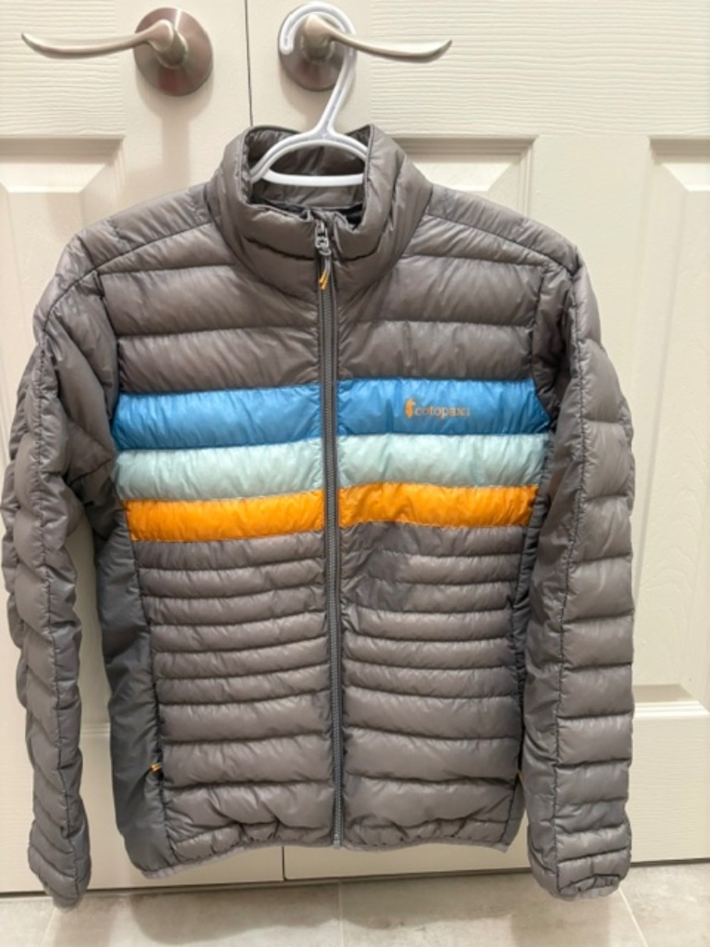 COTOPAXI Fuego Women's sz M soft shell jacket Shark grey with multi stripes
